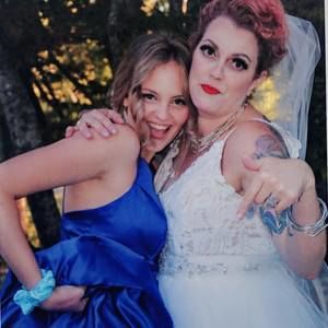 Meet your Posher, Kaya